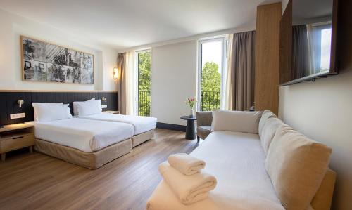 Superior Triple Classic del hotel H10 London Waterloo. Foto 2