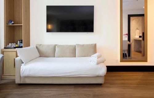 Superior Triple Classic del hotel H10 London Waterloo. Foto 4