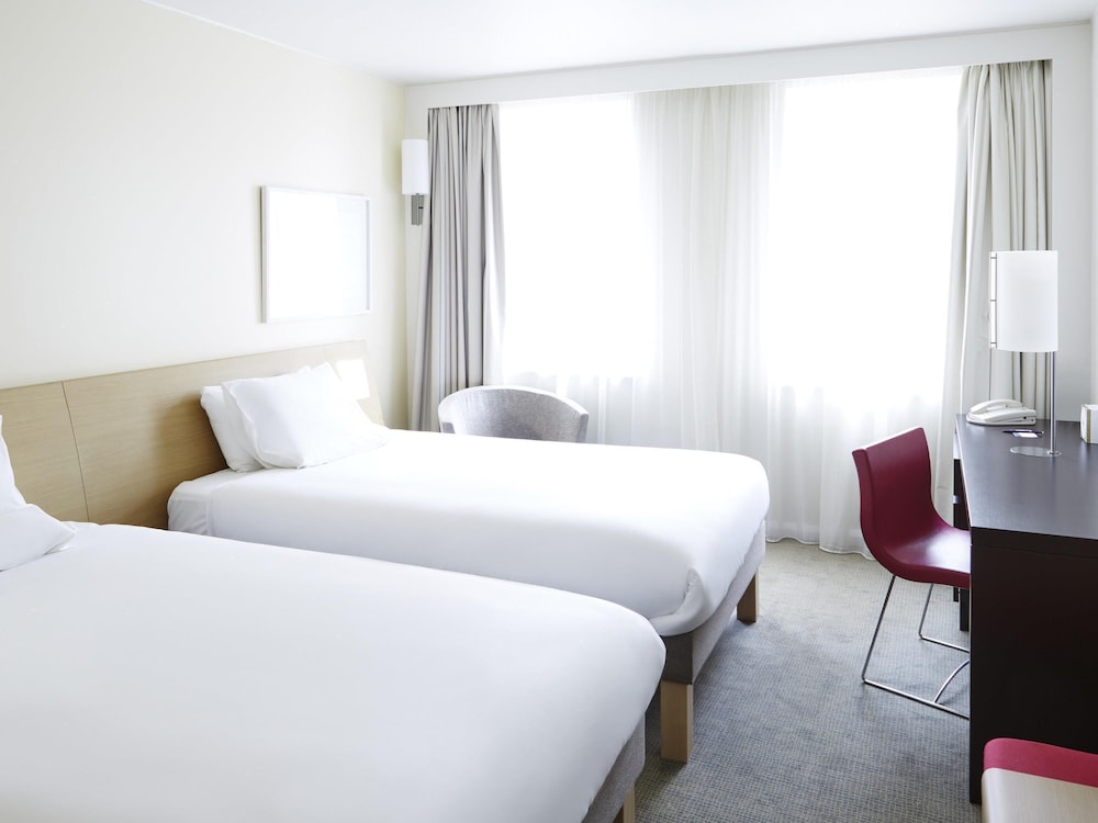 Habitación superior con 2 camas individuales del hotel Novotel Liverpool Centre