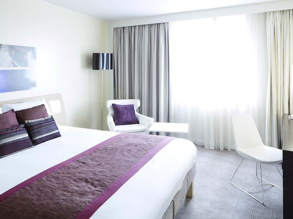 Habitación Ejecutiva con cama King del hotel Novotel Liverpool Centre