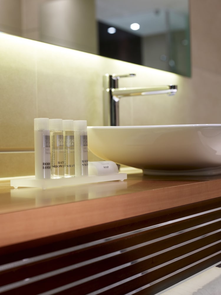 Suite, 1 cama de matrimonio grande (Big Ben View - 1 Bedroom) del hotel Park Plaza Westminster Bridge London. Foto 5