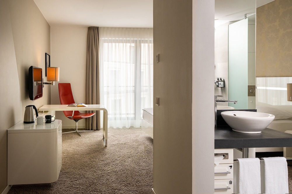 La Habitación INNSiDE del hotel Innside By Melia Dresden. Foto 1