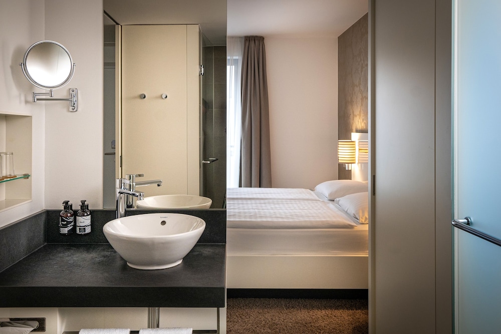 La Habitación INNSiDE del hotel Innside By Melia Dresden. Foto 3