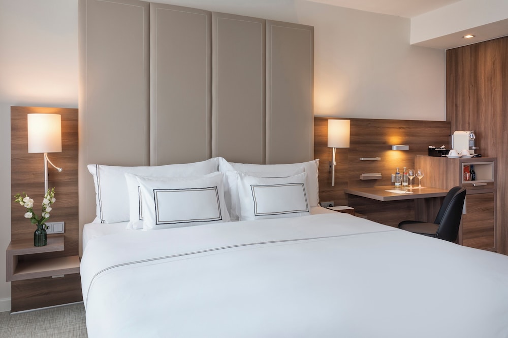 Junior Suite The Level del hotel Melia Düsseldorf. Foto 6