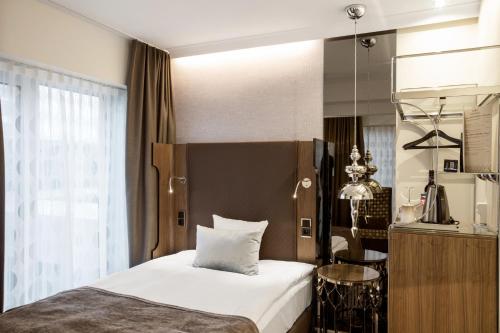 Habitación Individual Estándar del hotel Tivoli. Foto 2