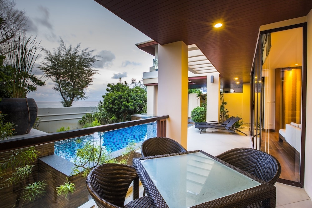 Suite, 2 habitaciones, piscina privada, vistas al mar del hotel Mövenpick Phuket Bangtao. Foto 11
