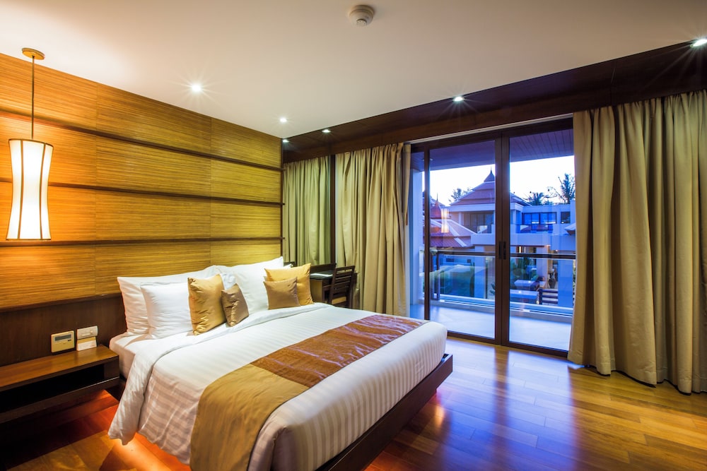 Ático Royal, 3 habitaciones, bañera de hidromasaje, vistas al mar del hotel Mövenpick Phuket Bangtao. Foto 1
