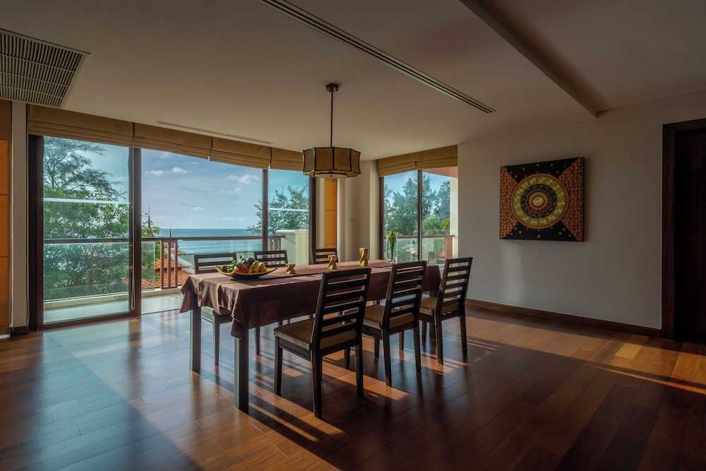 Ático, 3 habitaciones, bañera de hidromasaje, vistas al mar del hotel Mövenpick Phuket Bangtao. Foto 4