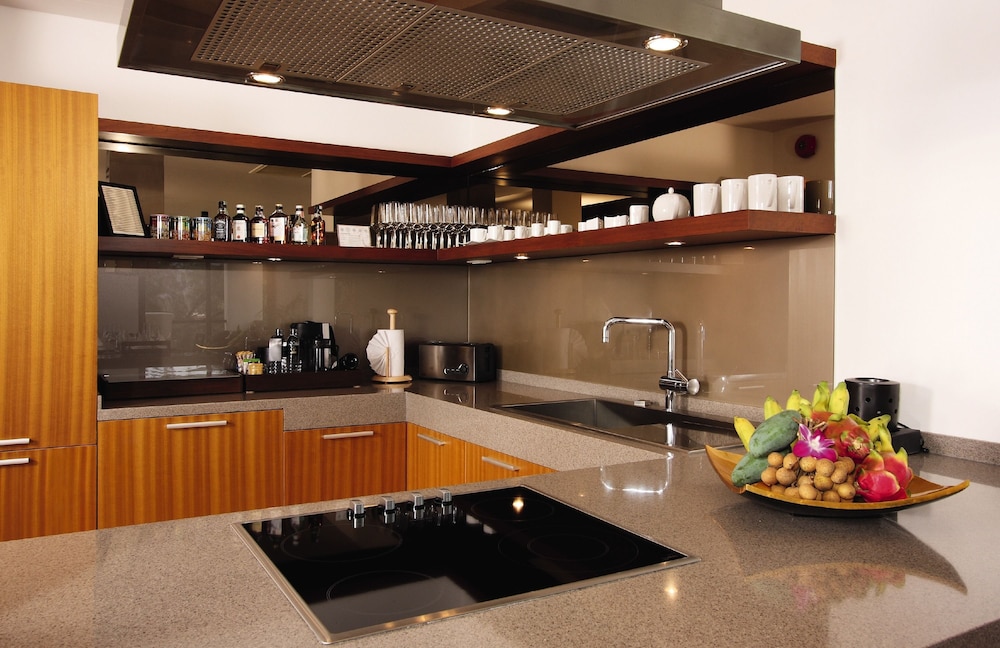 Ático, 3 habitaciones, bañera de hidromasaje, vistas al mar del hotel Mövenpick Phuket Bangtao. Foto 5