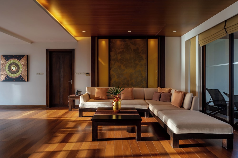 Ático, 3 habitaciones, bañera de hidromasaje, vistas al mar del hotel Mövenpick Phuket Bangtao. Foto 8