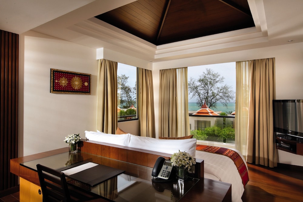 Ático, 3 habitaciones, bañera de hidromasaje, vistas al mar del hotel Mövenpick Phuket Bangtao. Foto 10