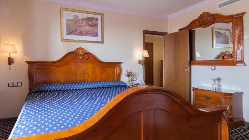 Habitación Doble del hotel Agora Juan De Austria. Foto 17
