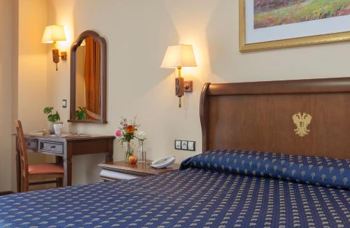 Habitación Doble del hotel Agora Juan De Austria. Foto 18