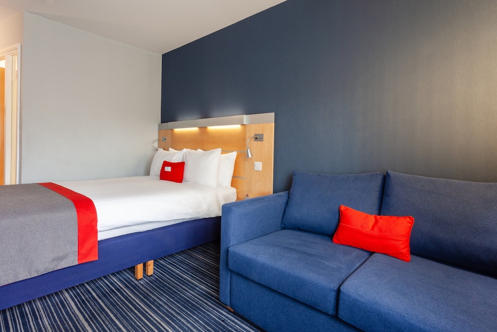 Habitación estándar (con desayuno caliente gratuito) del hotel Holiday Inn Express Edinburgh Royal Mile, An Ihg. Foto 3