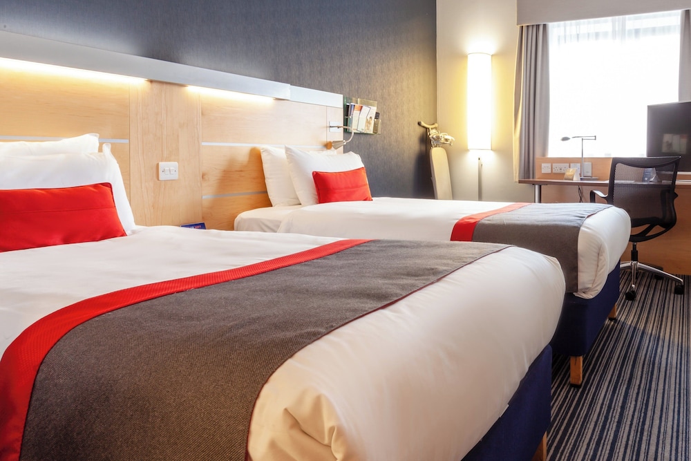 Habitación estándar, 2 camas individuales, accesible (con desayuno caliente gratuito) del hotel Holiday Inn Express Edinburgh Royal Mile, An Ihg. Foto 2