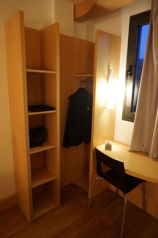 Habitación estándar, 1 cama doble, accesible para personas con discapacidad del hotel IBIS GIRONA COSTA BRAVA. Foto 1