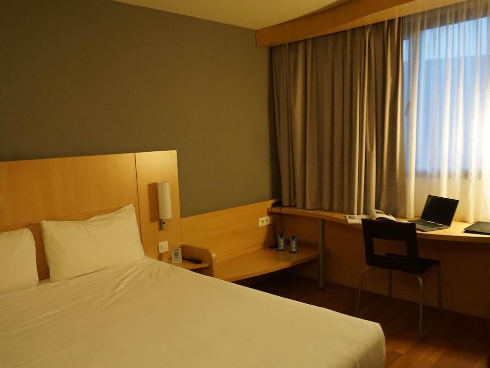 Habitación estándar, 1 cama doble del hotel IBIS GIRONA COSTA BRAVA