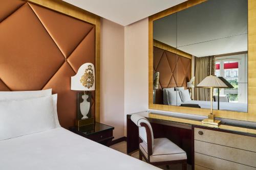 Habitación Superior del hotel Barrière Fouquet's Paris