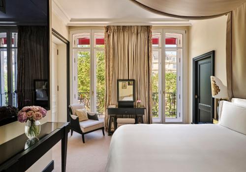 Suite del hotel Barrière Fouquet's Paris. Foto 3