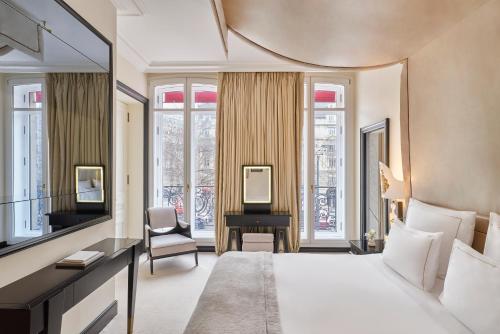 Suite del hotel Barrière Fouquet's Paris. Foto 1