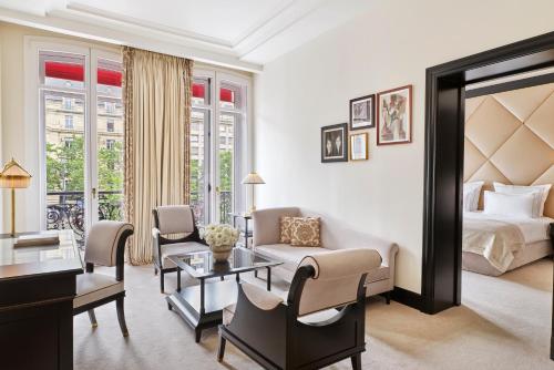 Suite Prestige Champs - Elysées del hotel Barrière Fouquet's Paris. Foto 1