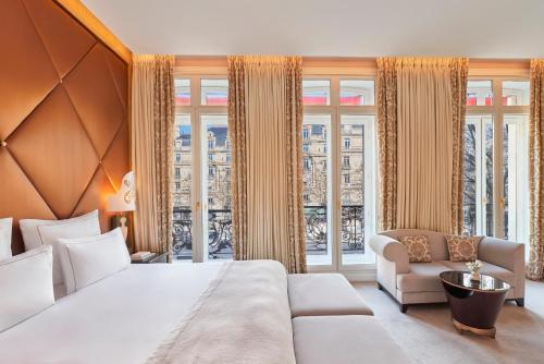Suite Junior Prestige Champs - Elysées del hotel Barrière Fouquet's Paris. Foto 1
