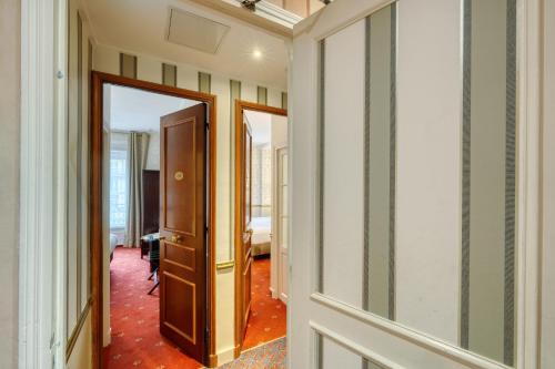 2 Habitaciones Dobles comunicadas del hotel Belfast. Foto 5