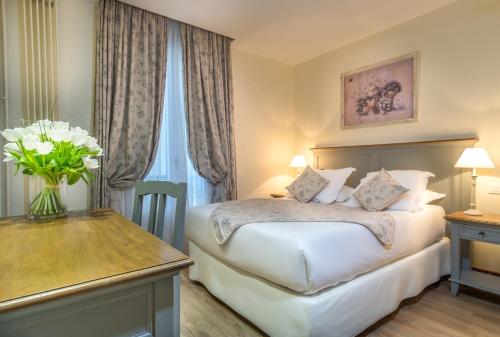 Habitación Doble Clásica del hotel Waldorf Montparnasse