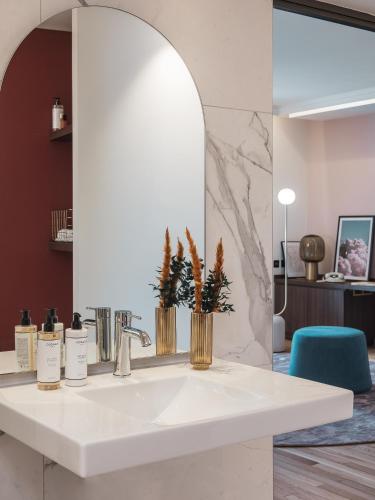 Suite Estándar del hotel Le Seven. Foto 6