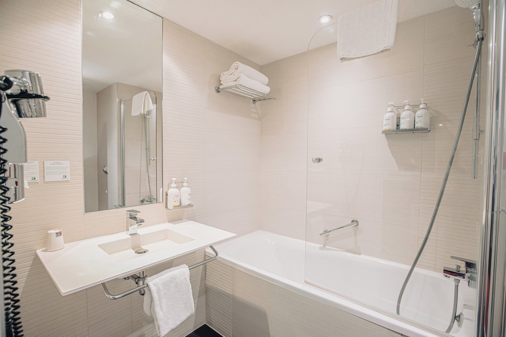 Habitación Estandar del hotel Holiday Inn Mulhouse, An Ihg. Foto 9