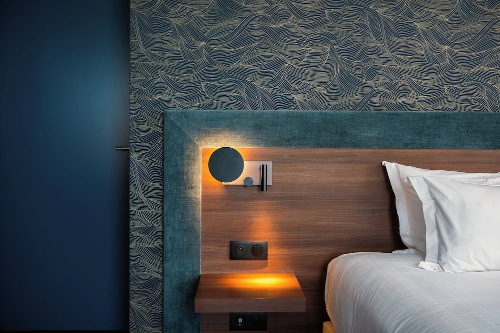 Habitación estándar, 1 cama de matrimonio grande del hotel Holiday Inn Mulhouse, An Ihg