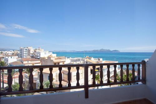 Habitación Doble Superior con vistas al mar del hotel Galaxia Boutique. Foto 6