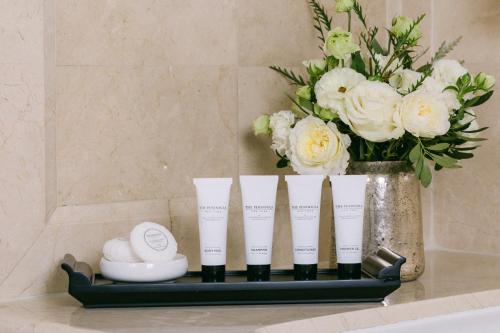 Suite Deluxe con cama extragrande del hotel The Peninsula New York. Foto 5