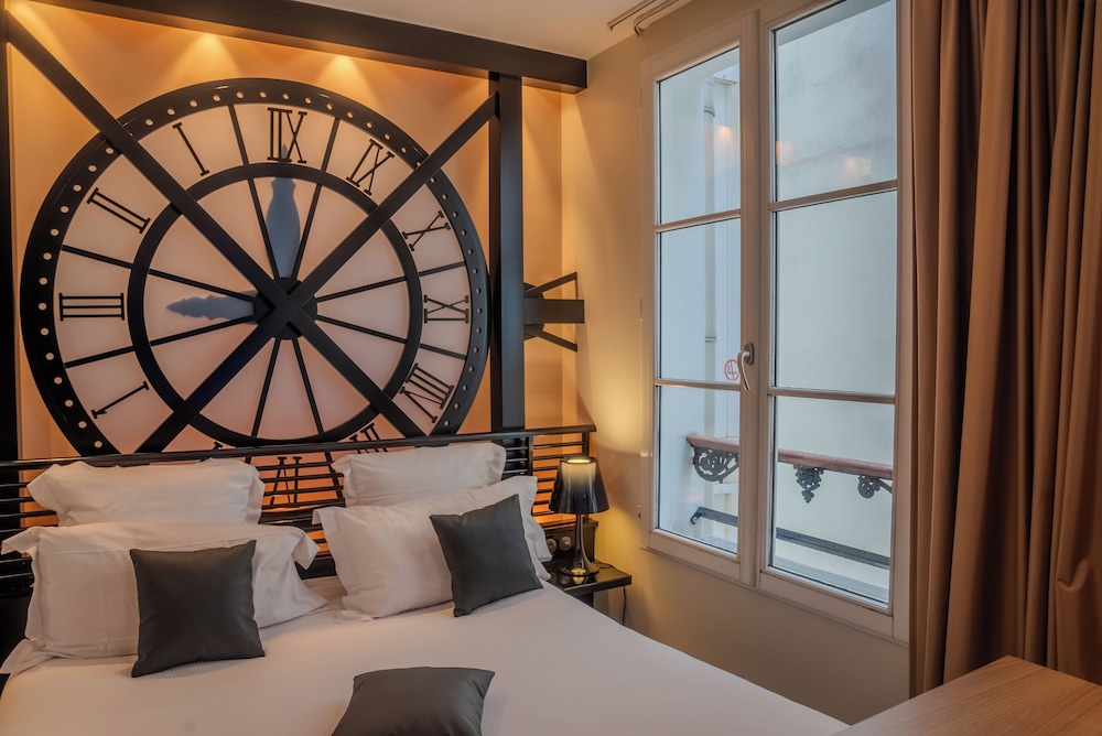 Habitación doble Musee d'Orsay con jacuzzi del hotel Design Secrets De Paris. Foto 9