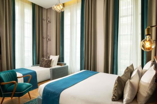 Suite Junior del hotel Lyric Paris. Foto 3