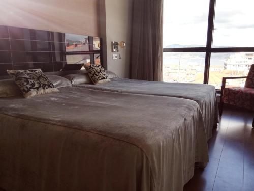 Habitación Doble con vistas al mar - 1 o 2 camas del hotel Silken Axis Vigo. Foto 4
