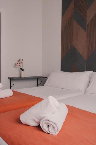 Habitación Doble - 2 camas del hotel Nochela Sevilla. Foto 8