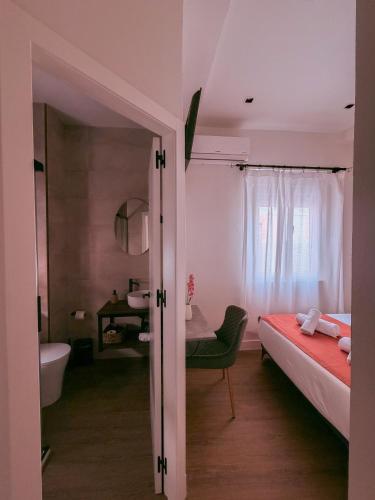 Habitación Doble Estándar del hotel Nochela Sevilla. Foto 15