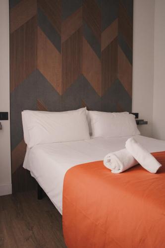 Habitación estándar en la planta baja del hotel Nochela Sevilla. Foto 6