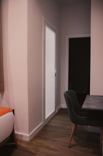 Habitación Familiar del hotel Nochela Sevilla. Foto 6