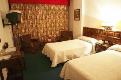 Habitación Triple del hotel Monclús
