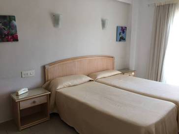 Habitación doble del hotel Porto