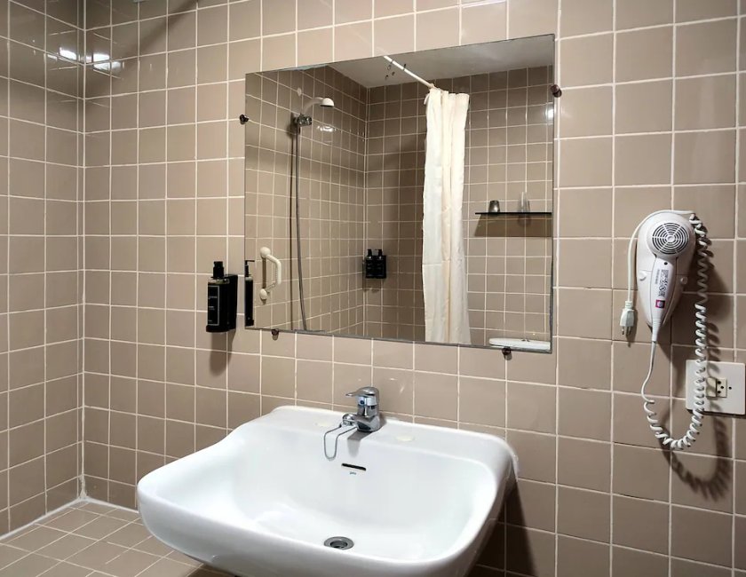 Habitación Cuádruple del hotel Porto. Foto 7