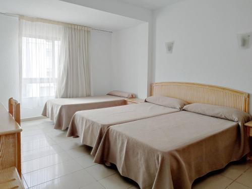 Habitación Triple del hotel Porto. Foto 6