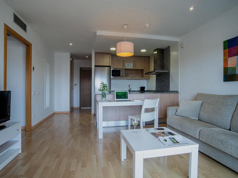 Apartamento 2 habitaciones Grand del hotel Pierre and Vacances Empuriabrava Marina. Foto 2