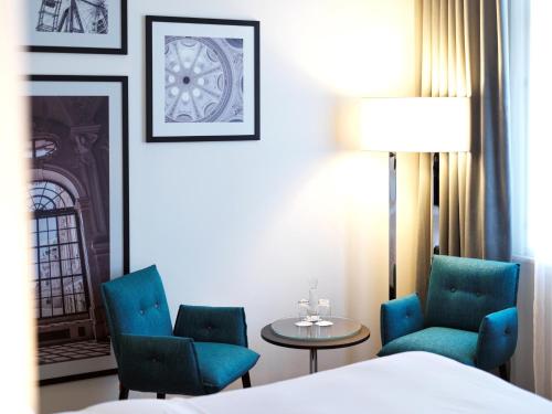 Habitación Doble Superior - 1 cama extragrande o 2 individuales del hotel Steigenberger Herrenhof. Foto 4