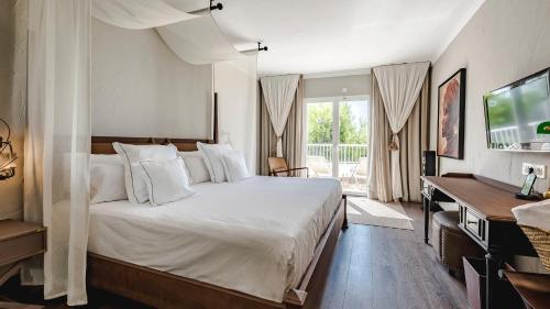 Suite Junior del hotel Be Live Adults Only La Cala Boutique. Foto 5