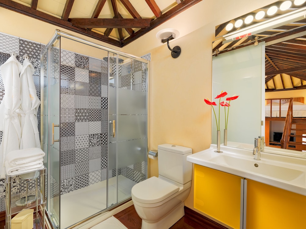 Dúplex, 1 cama de matrimonio del hotel Boutique San Roque Adults Only. Foto 4