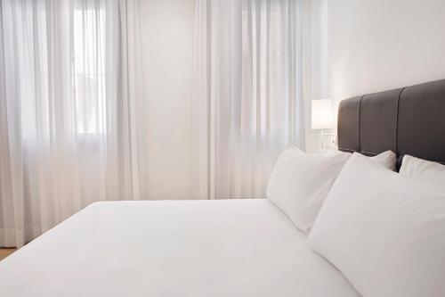 Apartamento familiar de 1 dormitorio del hotel Metrópolis Sevilla. Foto 5