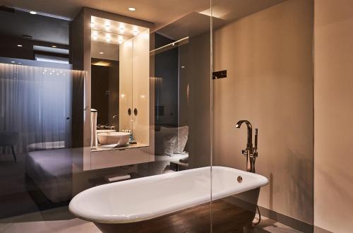 Suite Junior del hotel Portobay Teatro. Foto 3